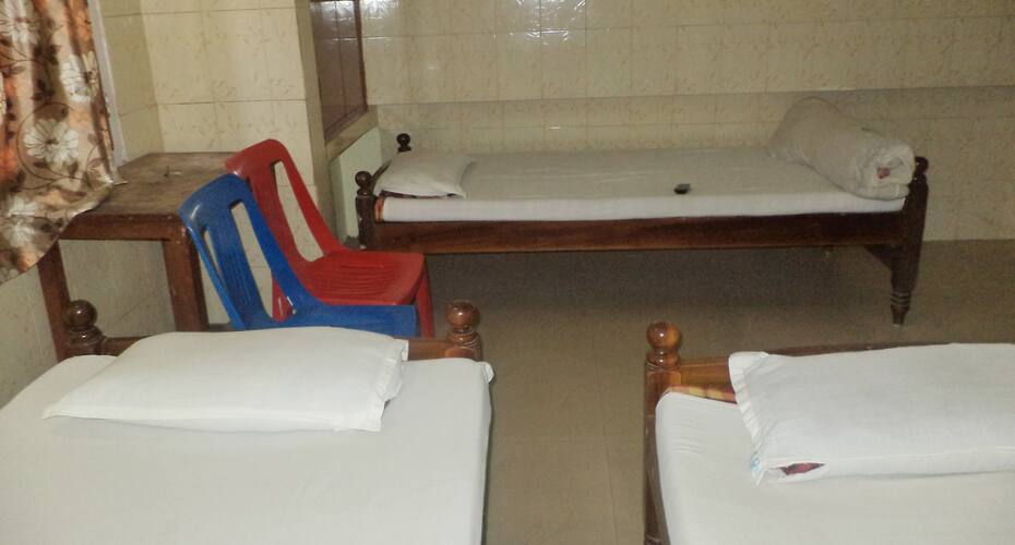 Hotel Kunjaben, Guwahati 5